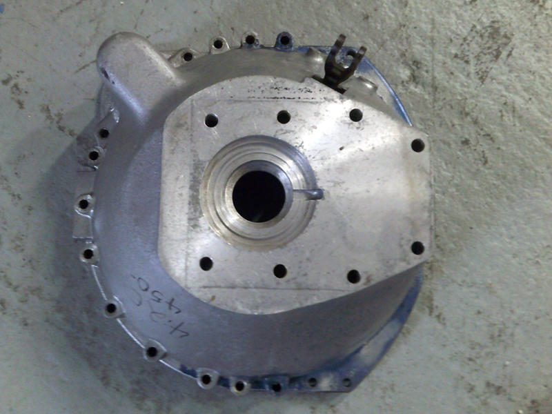 VERY RARE ORIGINAL ETYPE 4.2 BELL HOUSING FOR MANUAL GEARBOX