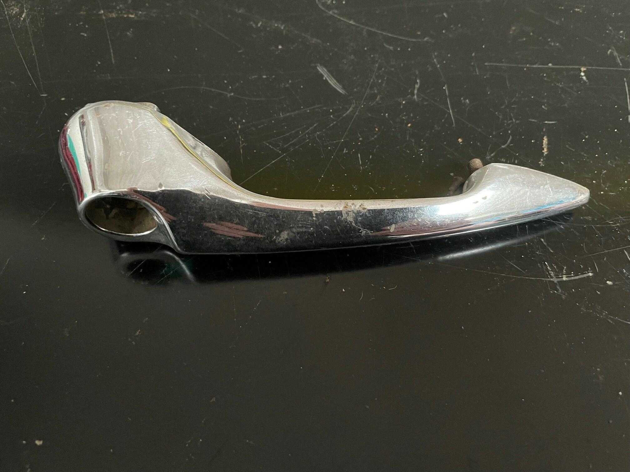 Handle Body Part ORIGINAL JAGUAR E-TYPE R/H DOOR HANDLE BODY BD19245 (B)