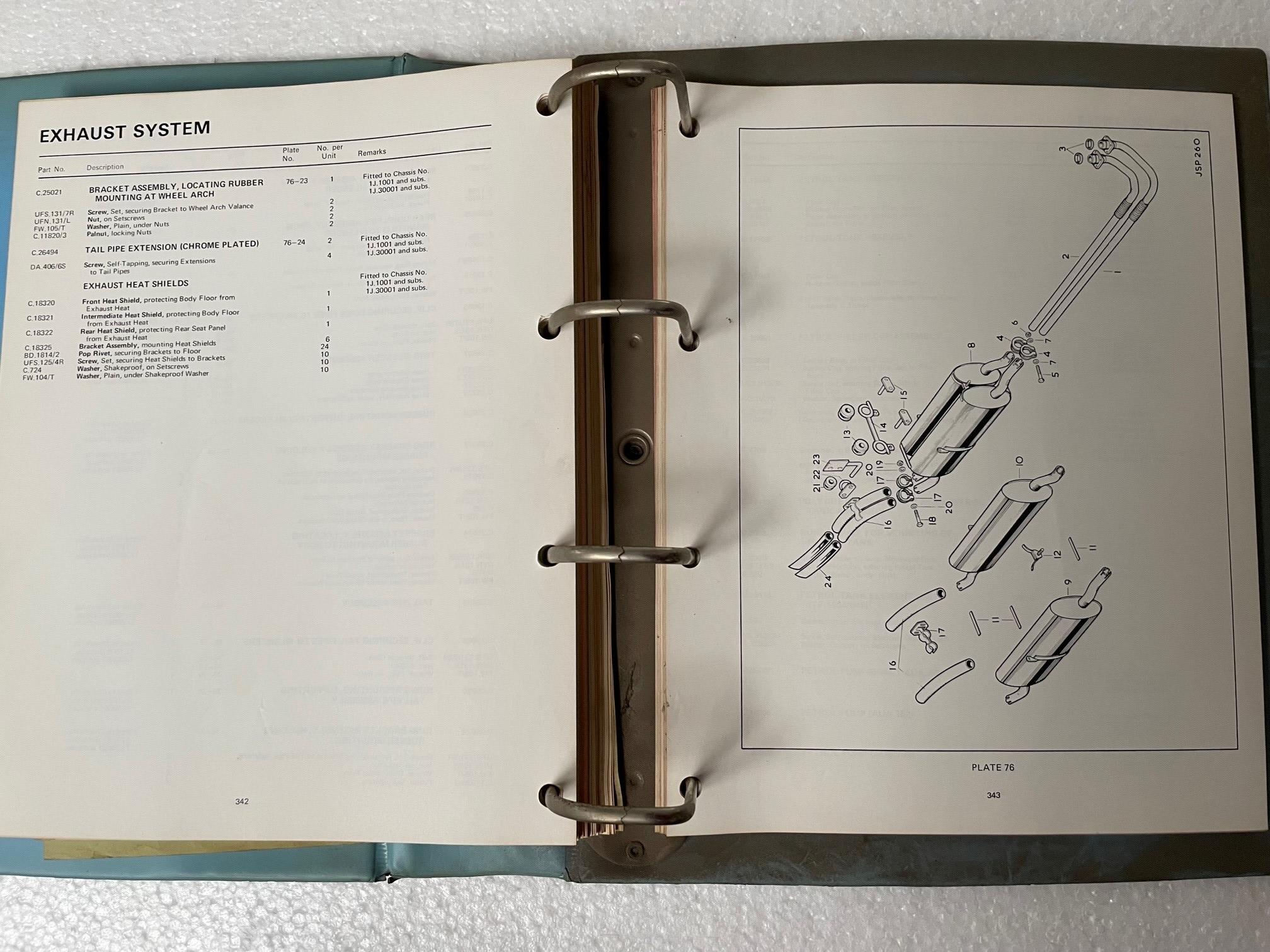 ORIGINAL 1969 JAGUAR MARK 2 2.4 & 240 SPARE PARTS CATALOGUE J33