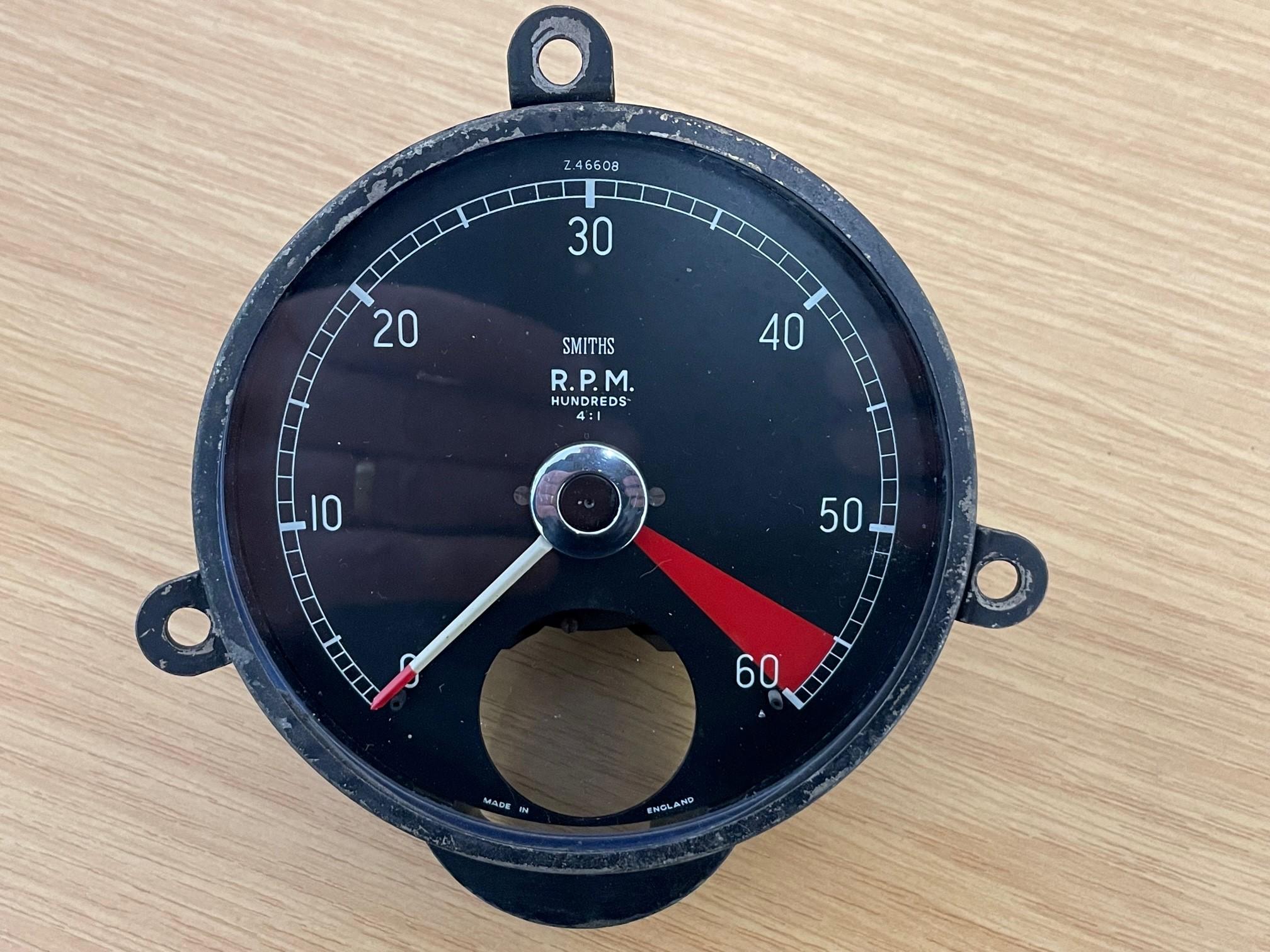 ORIGINAL SMITHS Z 46608 JAGUAR XK150 REV COUNTER - NO CLOCK