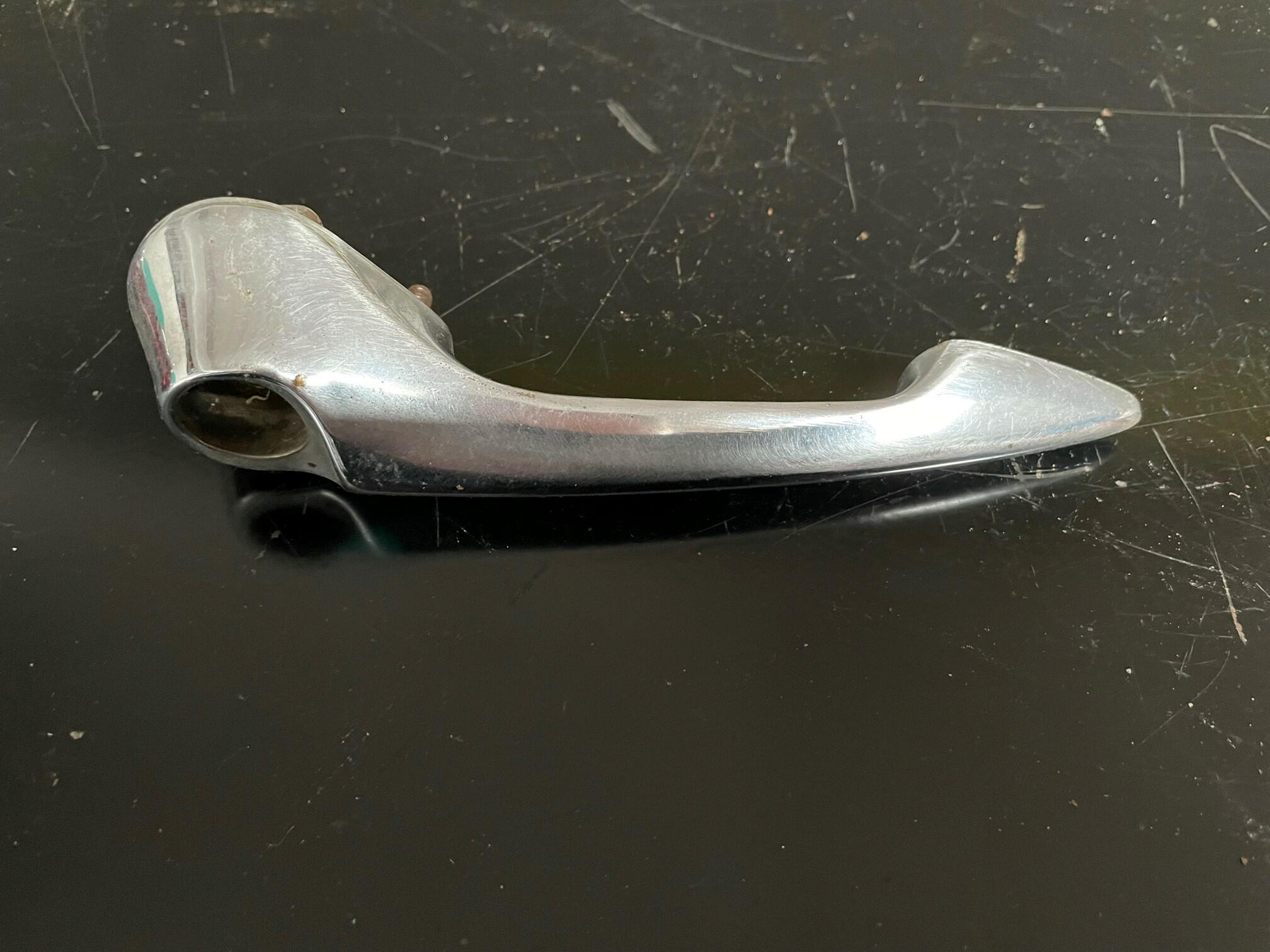Handle Body Part ORIGINAL JAGUAR E-TYPE R/H DOOR HANDLE BODY BD19245 (D)