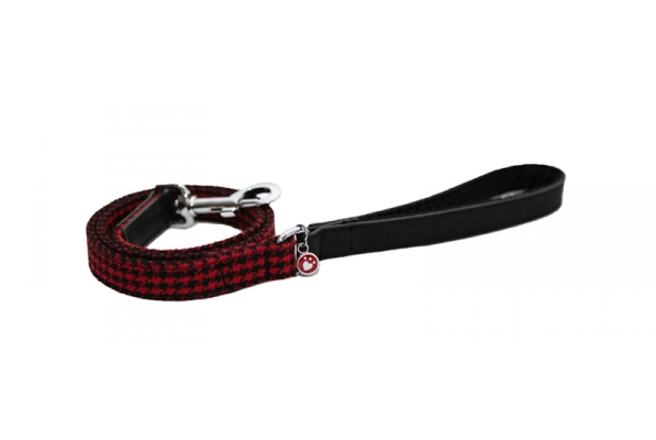 Rosewood Red and Black Houndstooth lead