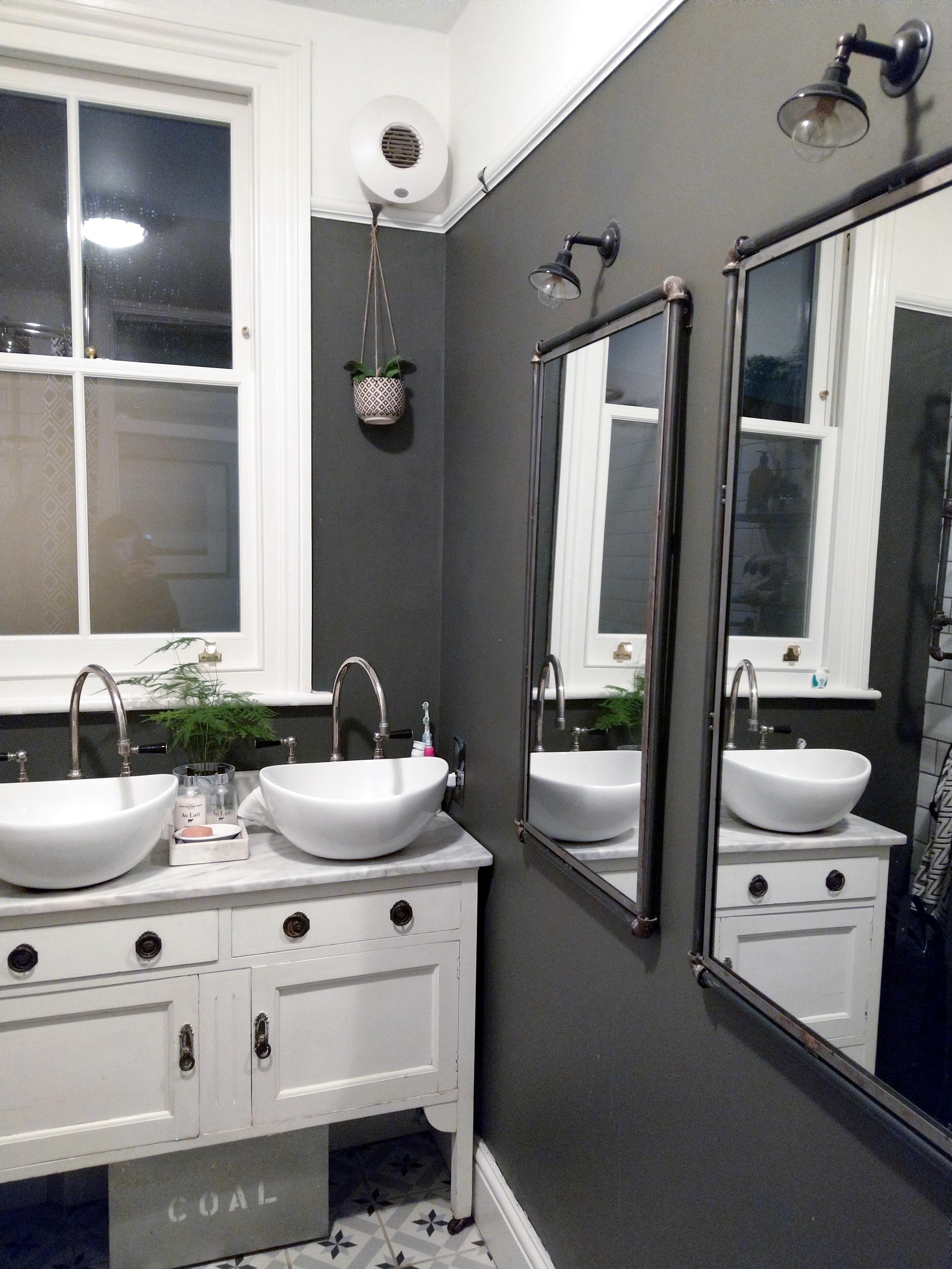 Monochrome bathroom with Dulux Bowler Hat paint