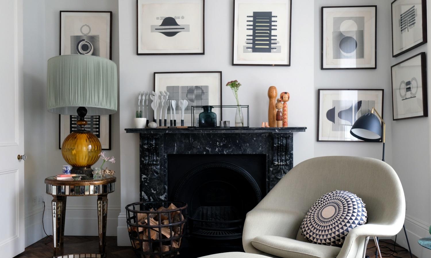Monochrome mid-century living room in De Beauvoir Townhouse for Living Etc.