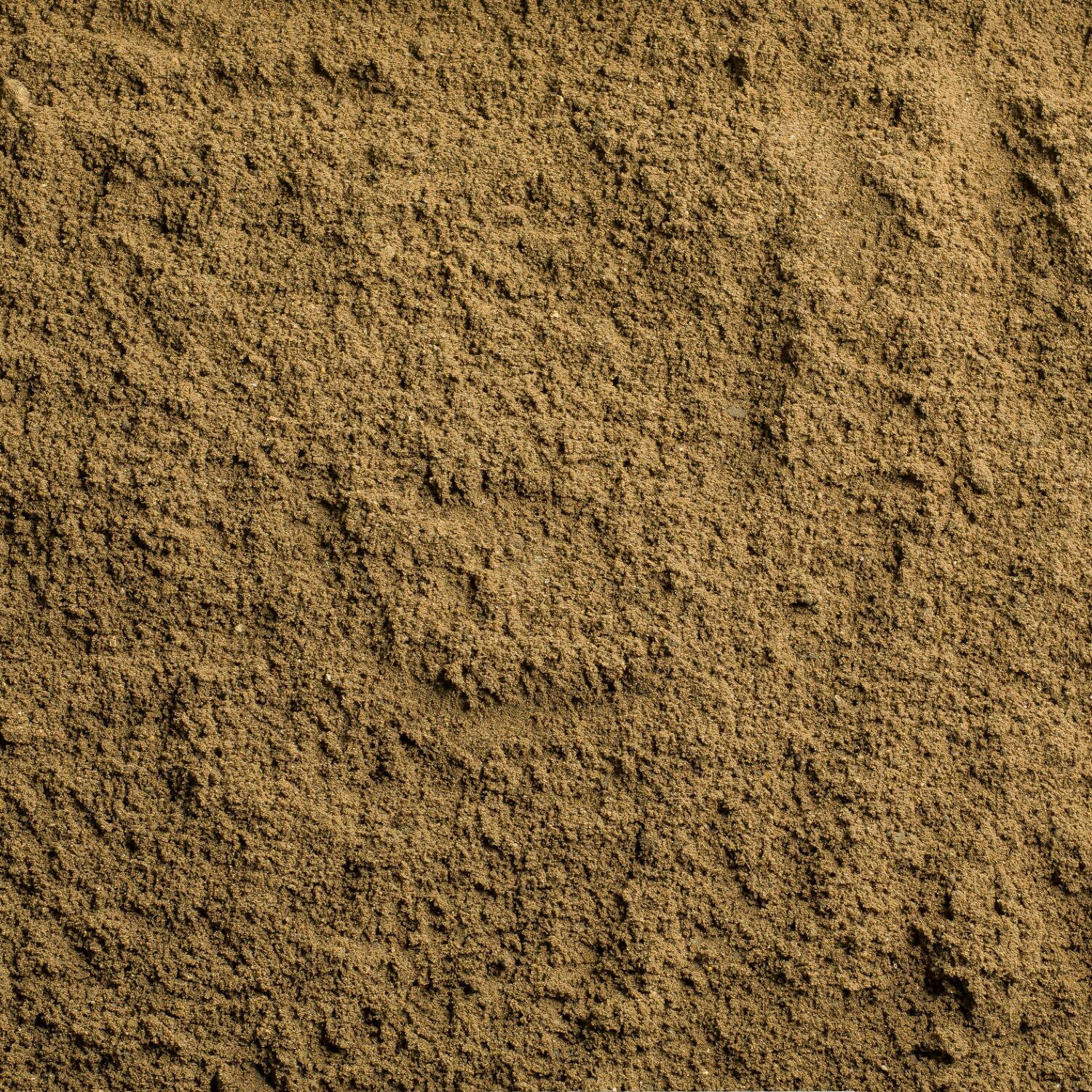 Top Dressing, a sand-based blend for levelling an established lawn