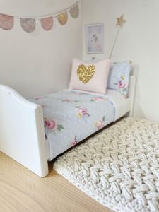 miniature dollhouse bedding set, pale blue floral bedding