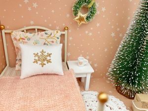 modern dollhouse cushion, snowflake cushion