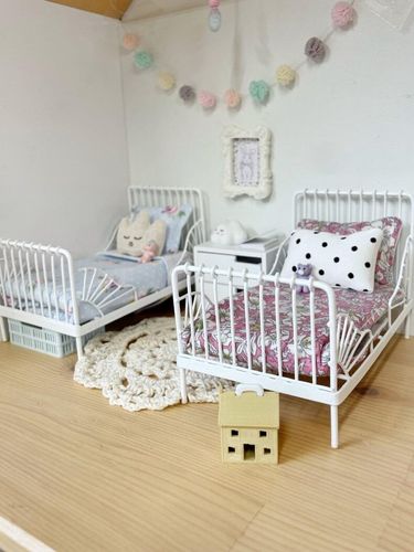 miniature dollhouse kids bed, metal bed