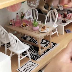 mini dining chair, dollhouse dining chair