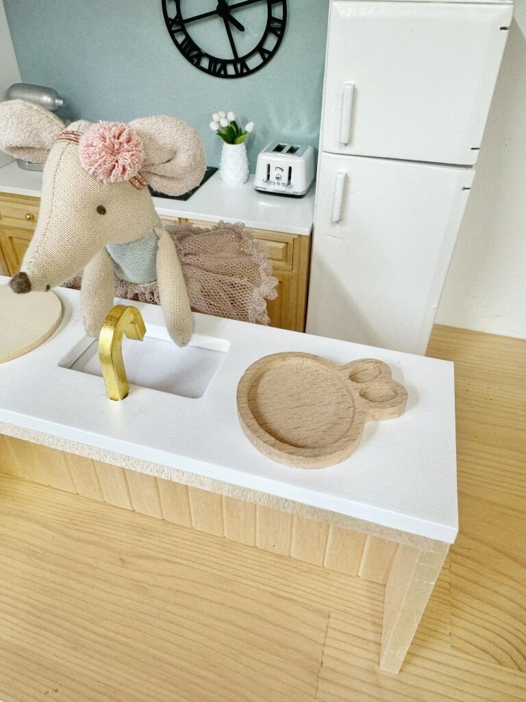wooden bunny shape dollhouse tray