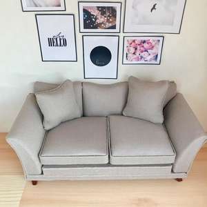modern dollhouse sofa, modern dollhouse furniture, modern dollhouse DIY ideas, modern dollhouse interior, dollhouse DIY furniture