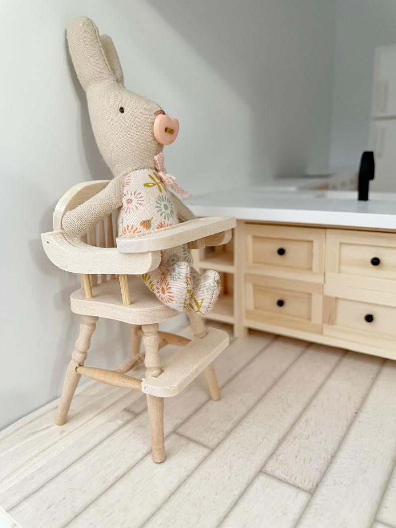 dollhouse highchair, miniature highchair