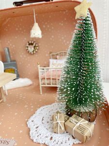 dollhouse christmas tree, miniature christmas, mini tree