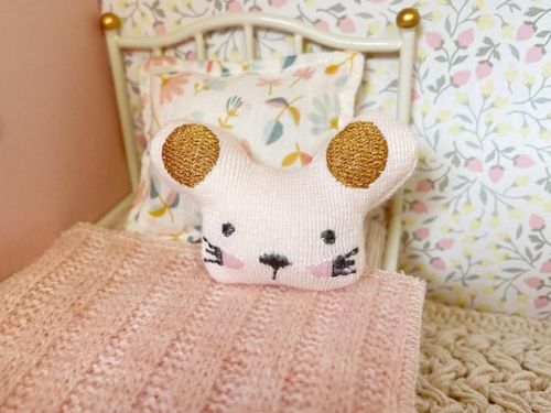 mouse shape cushion, miniature cushion, dollhouse cushion, dolls house pillow