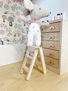 dollhouse step ladder, folding mini ladder, dolls house ladder