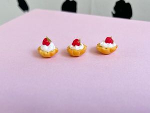 mini cream tart, miniature strawberry tart, dollhouse tarts