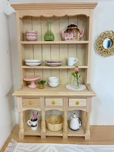 Shabby chic kitchen deals dresser