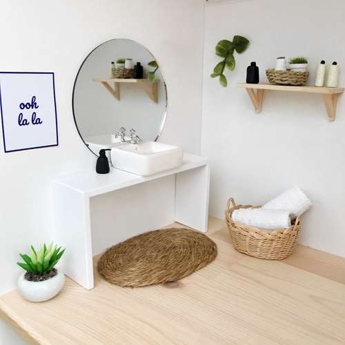 dolls house modern bathroom