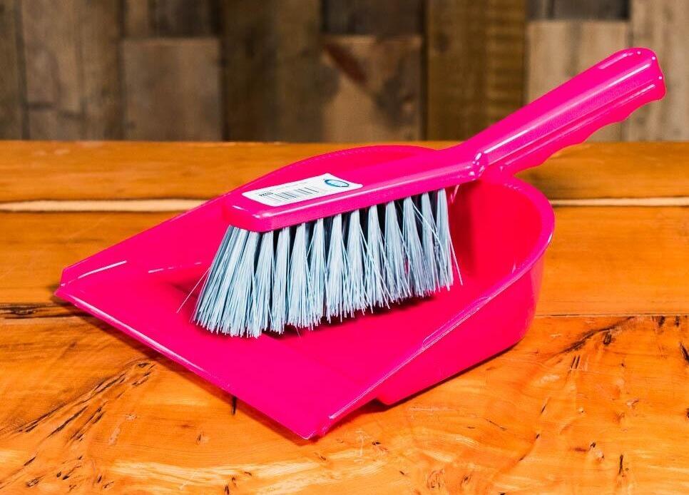dustpan and brush