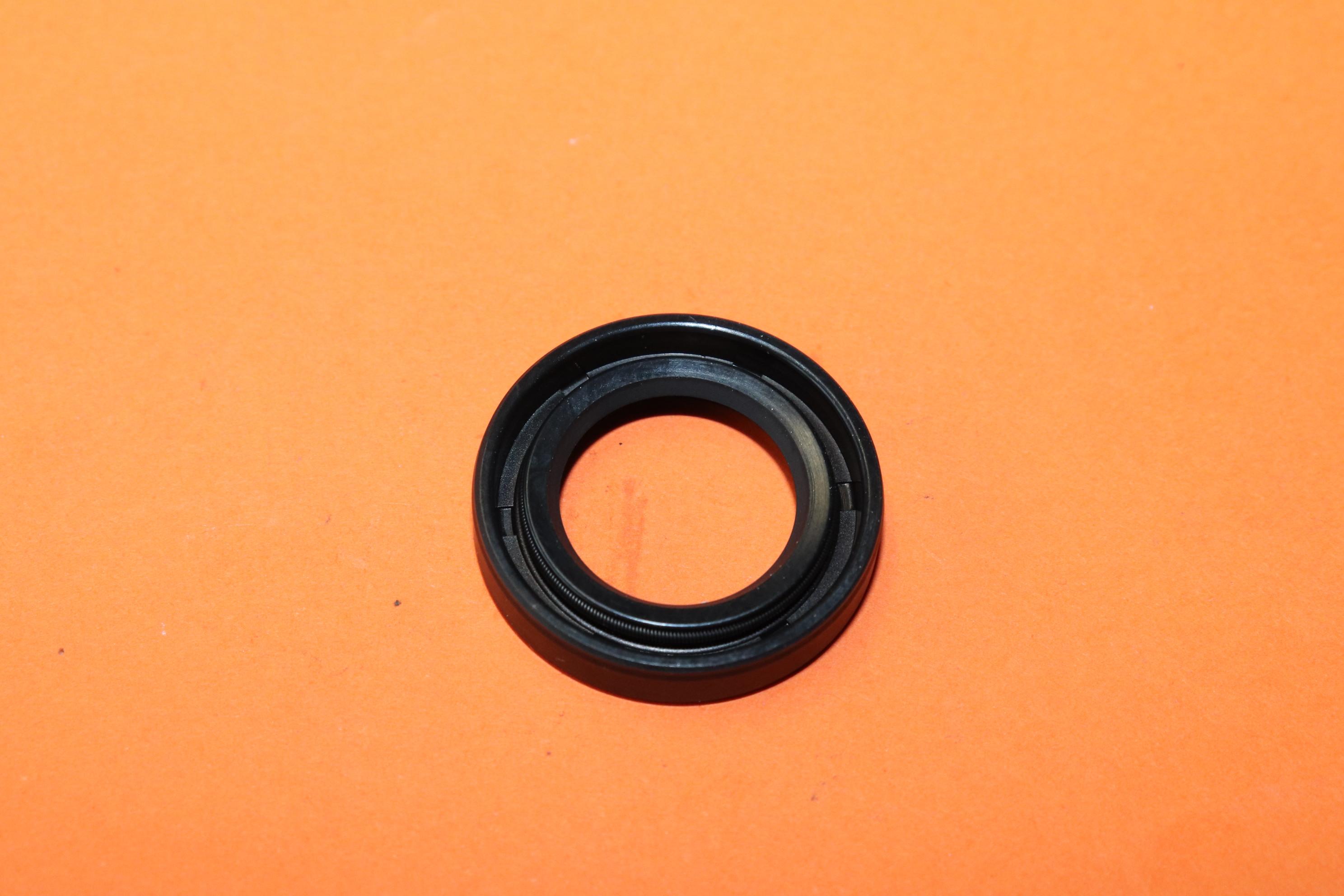 BSA A50 A65 C15 B40 B44 B50 Tr25 Lichtmaschine Rotormutter Lasche