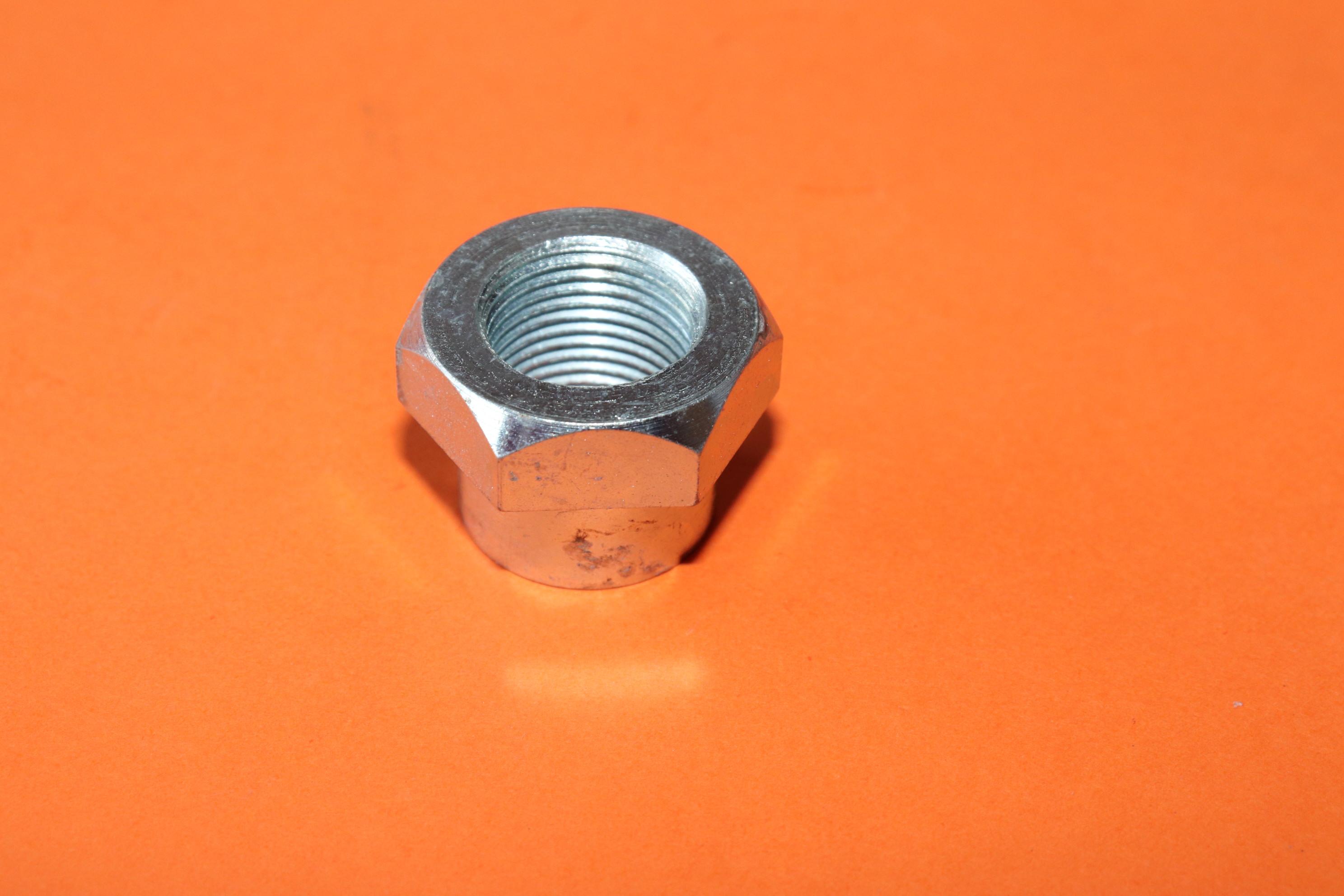 BSA B40 C15 REAR WHEEL SPINDLE OUTER NUT SPINDLE NUT 406021 UK MADE