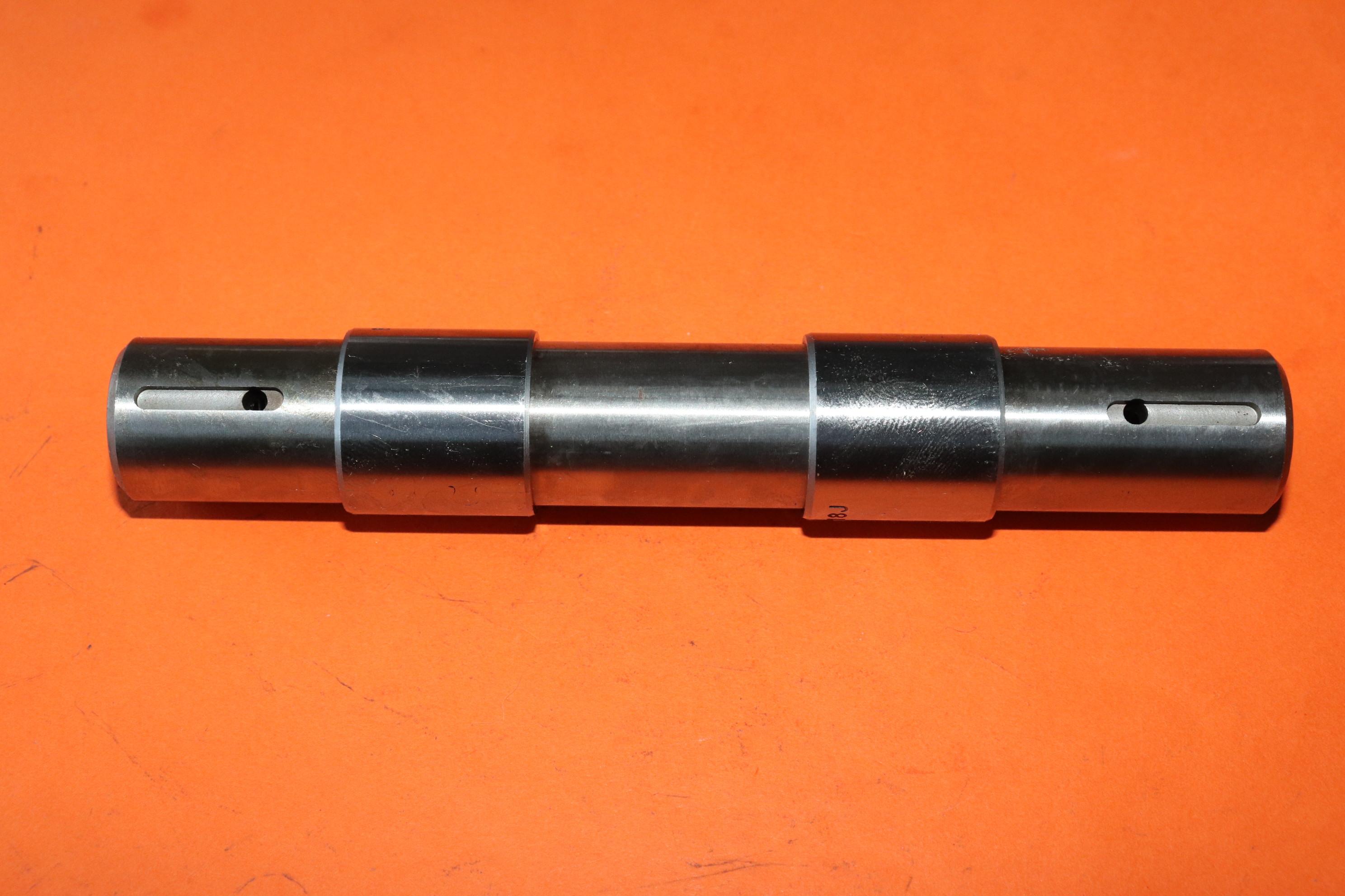 BSA BANTAM D7 D10 D14 SWINGING ARM SPINDLE + BUSH SET 904317 404209