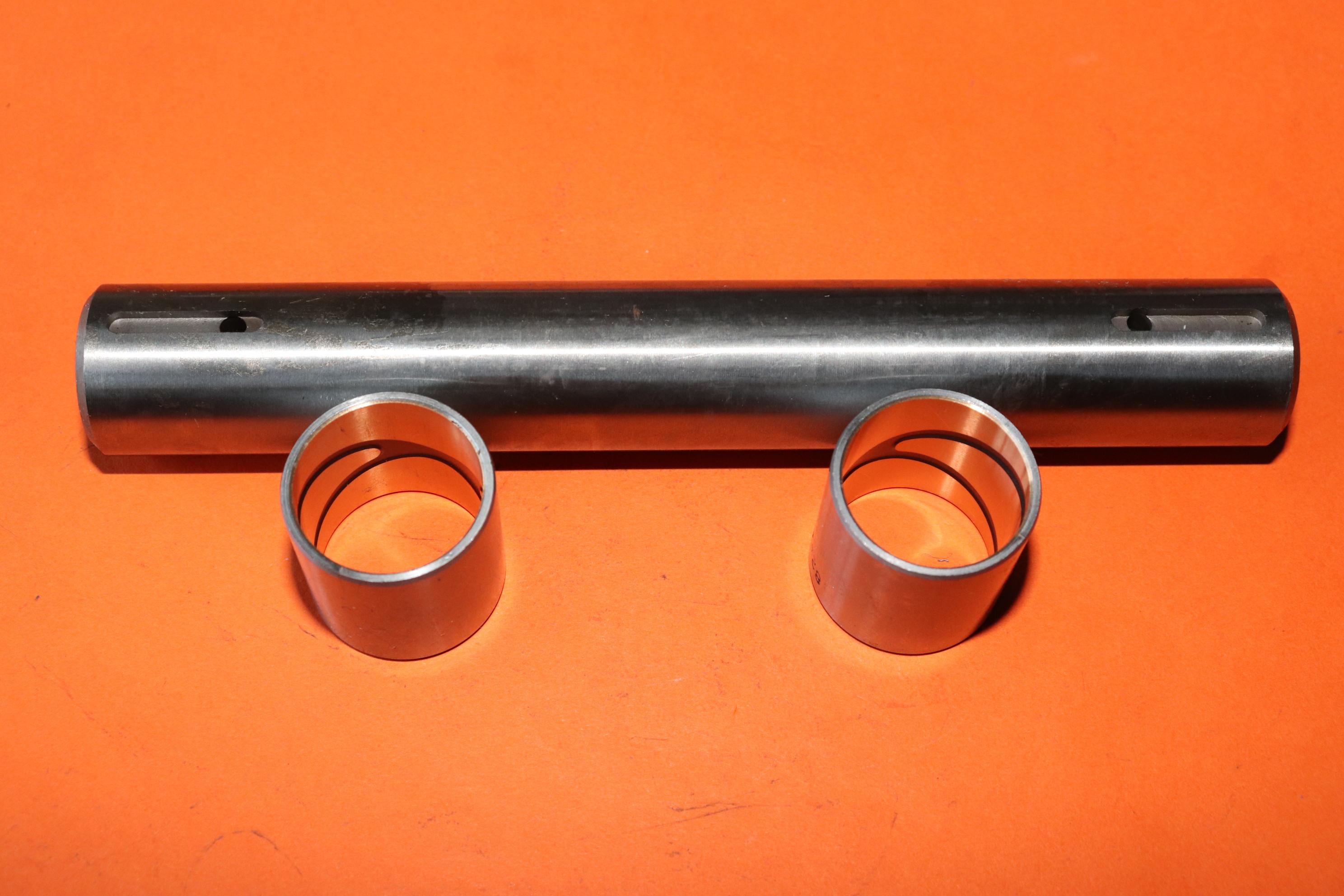 BSA BANTAM D7 D10 D14 SWINGING ARM SPINDLE + BUSH SET 904317 404209