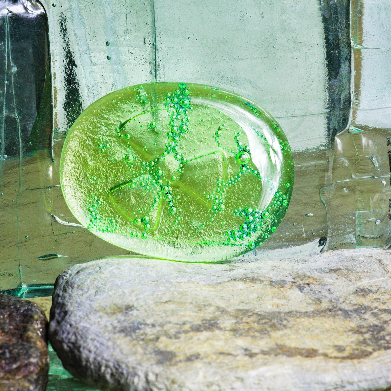 Uranium Glass, Trefoil Motif