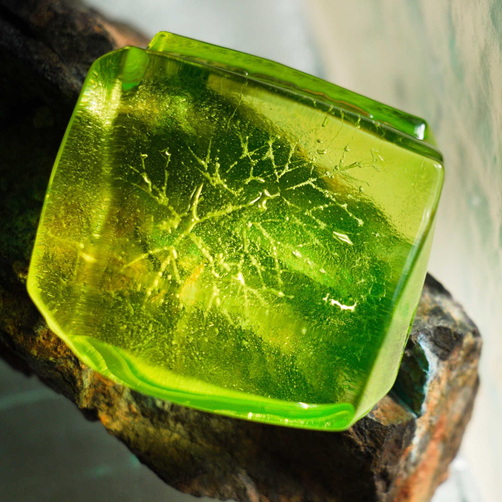 Uranium Glass with fennel leaf impression