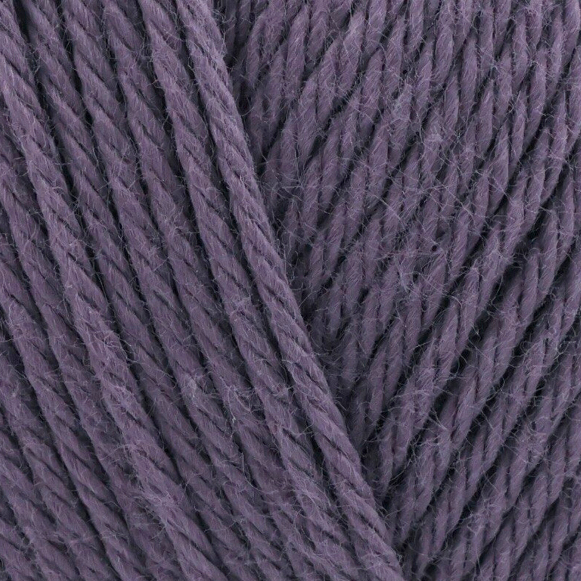 James C. Brett It’s Pure Cotton DK yarn Plum Suede IC45, 100% cotton DK yarn texture in a rich muted plum purple shade.