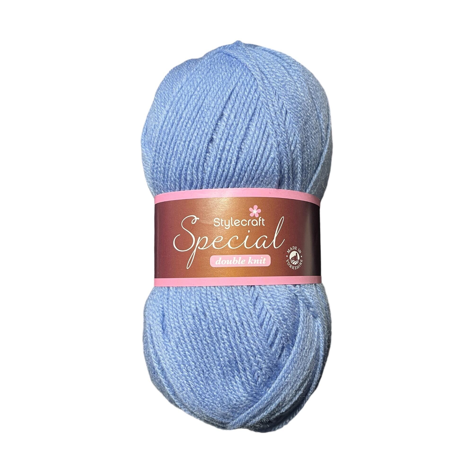 Ball of Stylecraft special dk in the colour Periwinkle 2183