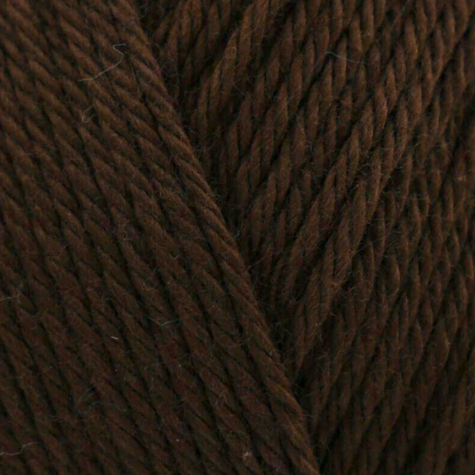 James C. Brett It’s Pure Cotton DK yarn Rich Coffee IC41, 100% cotton DK yarn texture in a deep rich brown coffee shade.