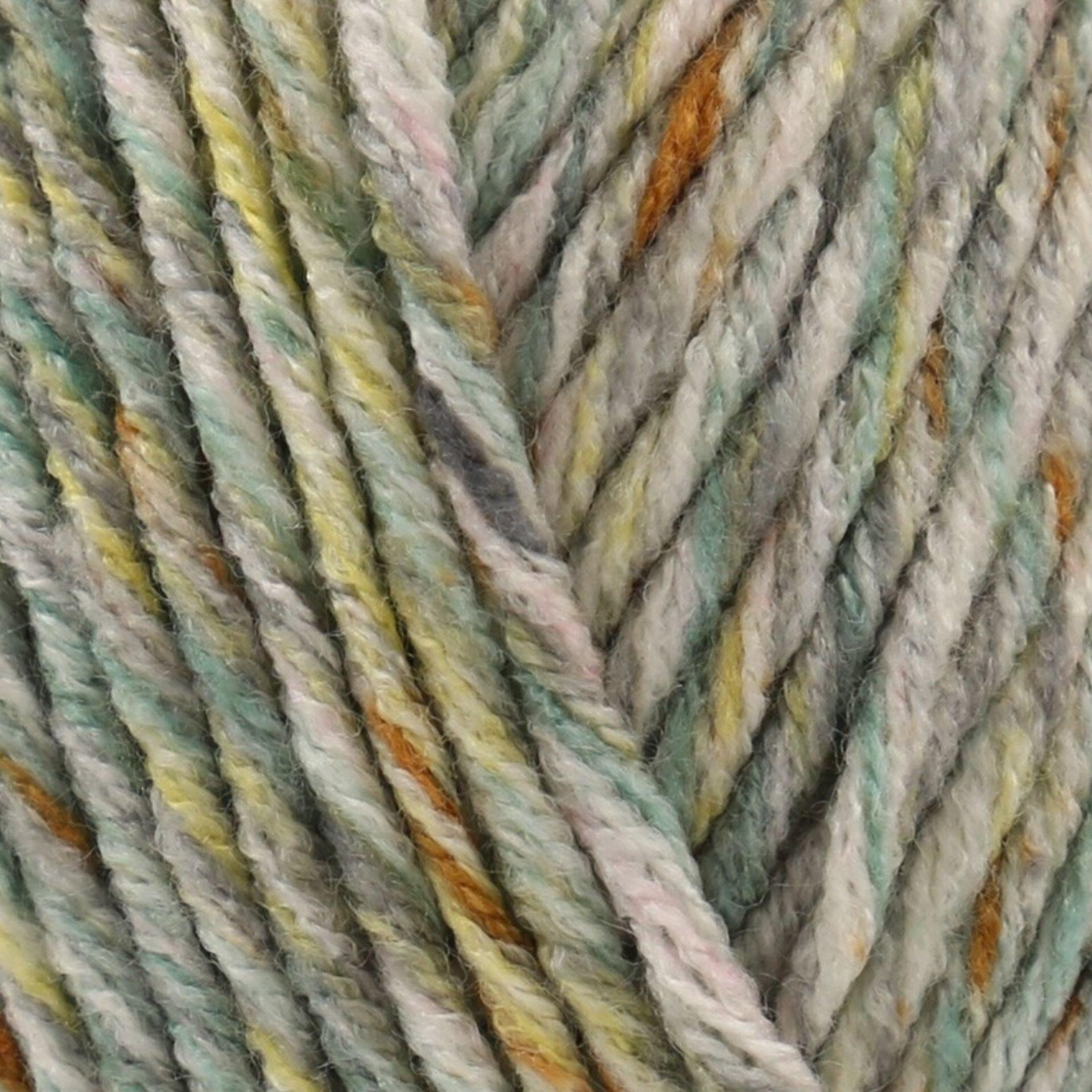Water Lilies in Stylecraft Impressions close up