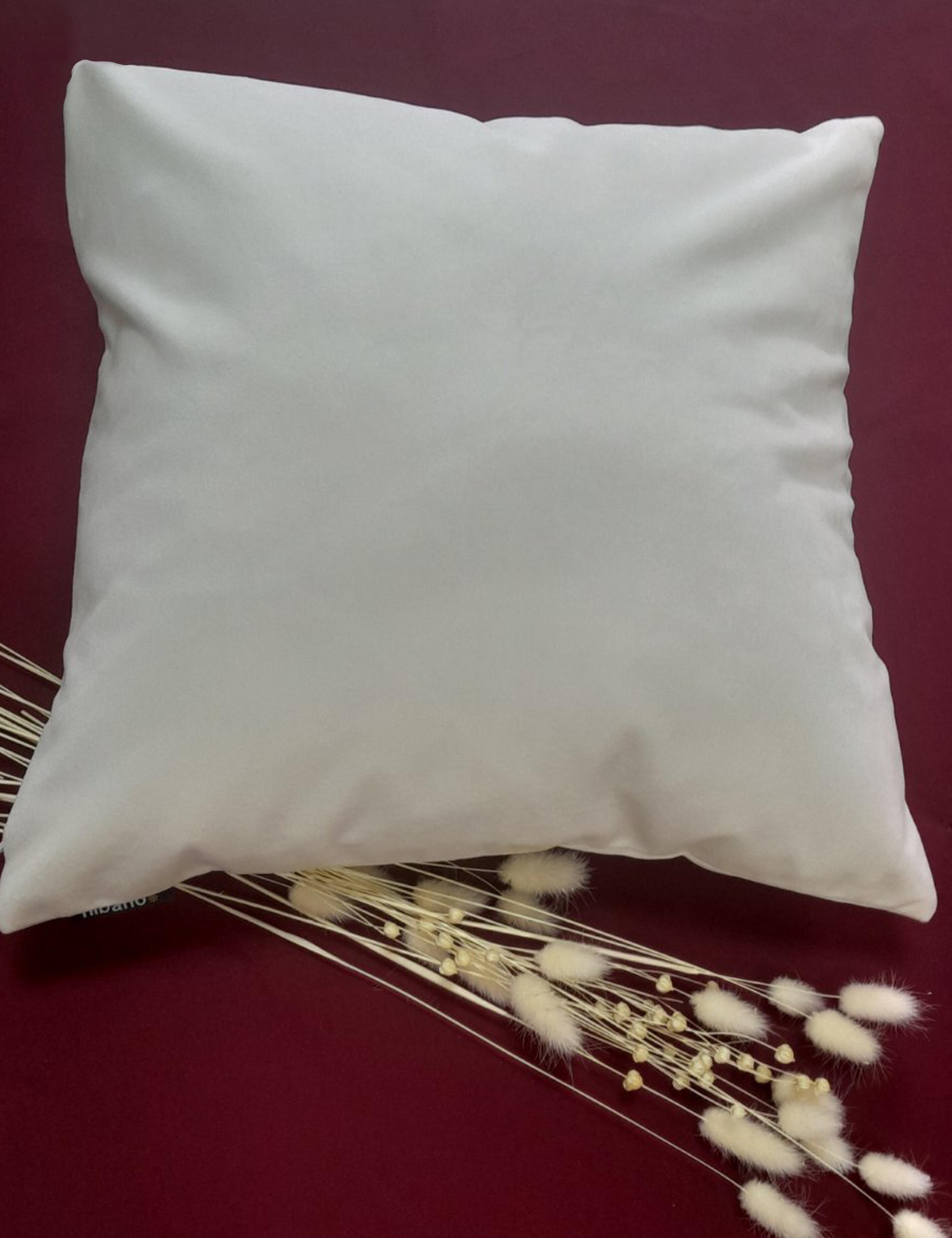 Velvet Cushion Cream Nibano with filling