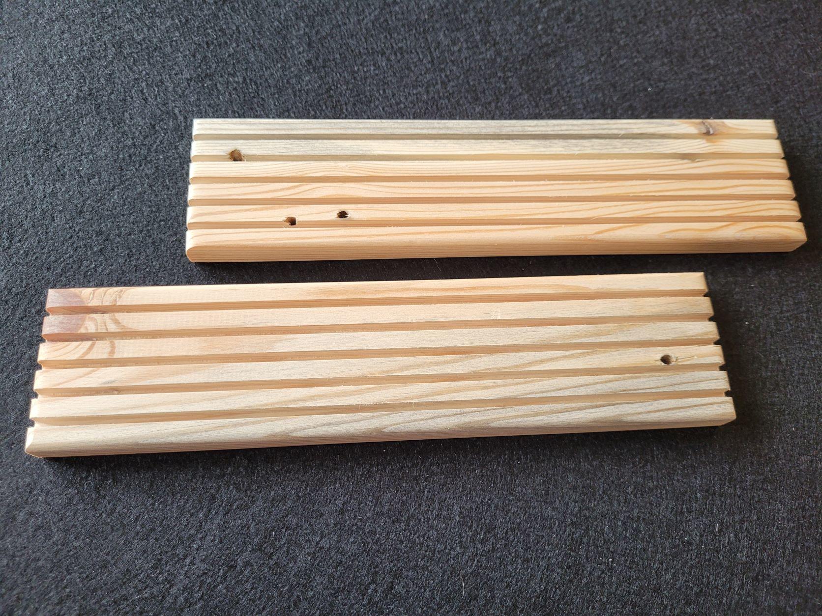 Reclaimed card rack