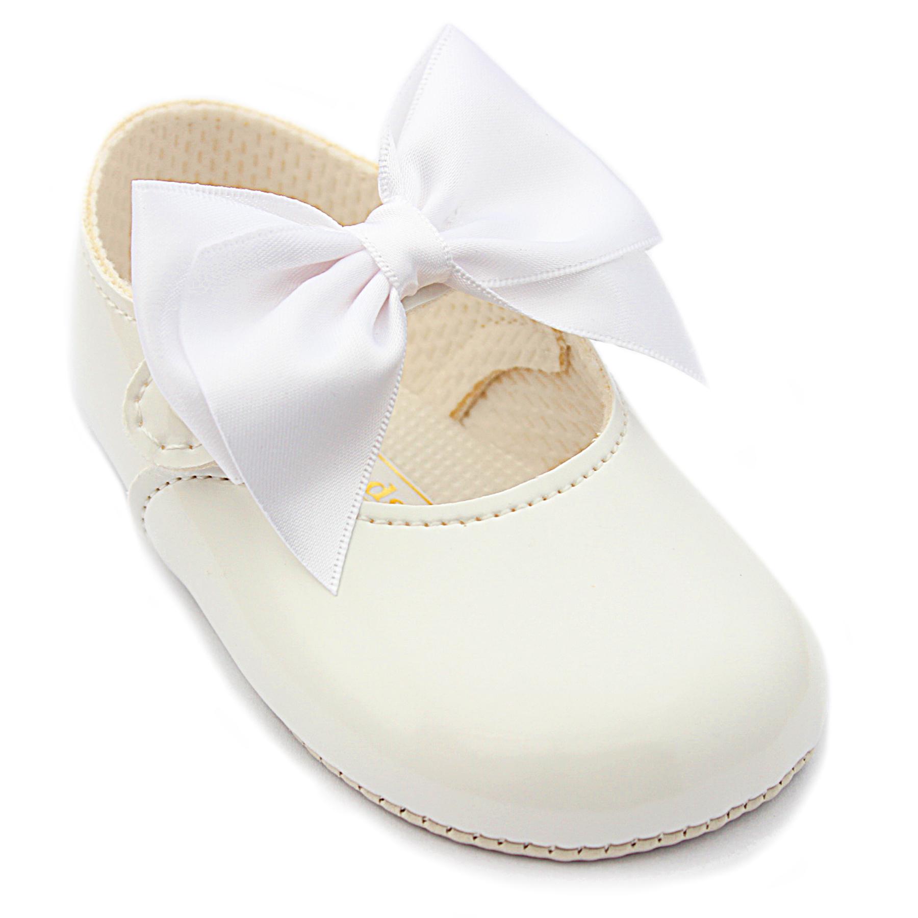 Baby girls organza ribbon satin pram shoe in ivory or white 