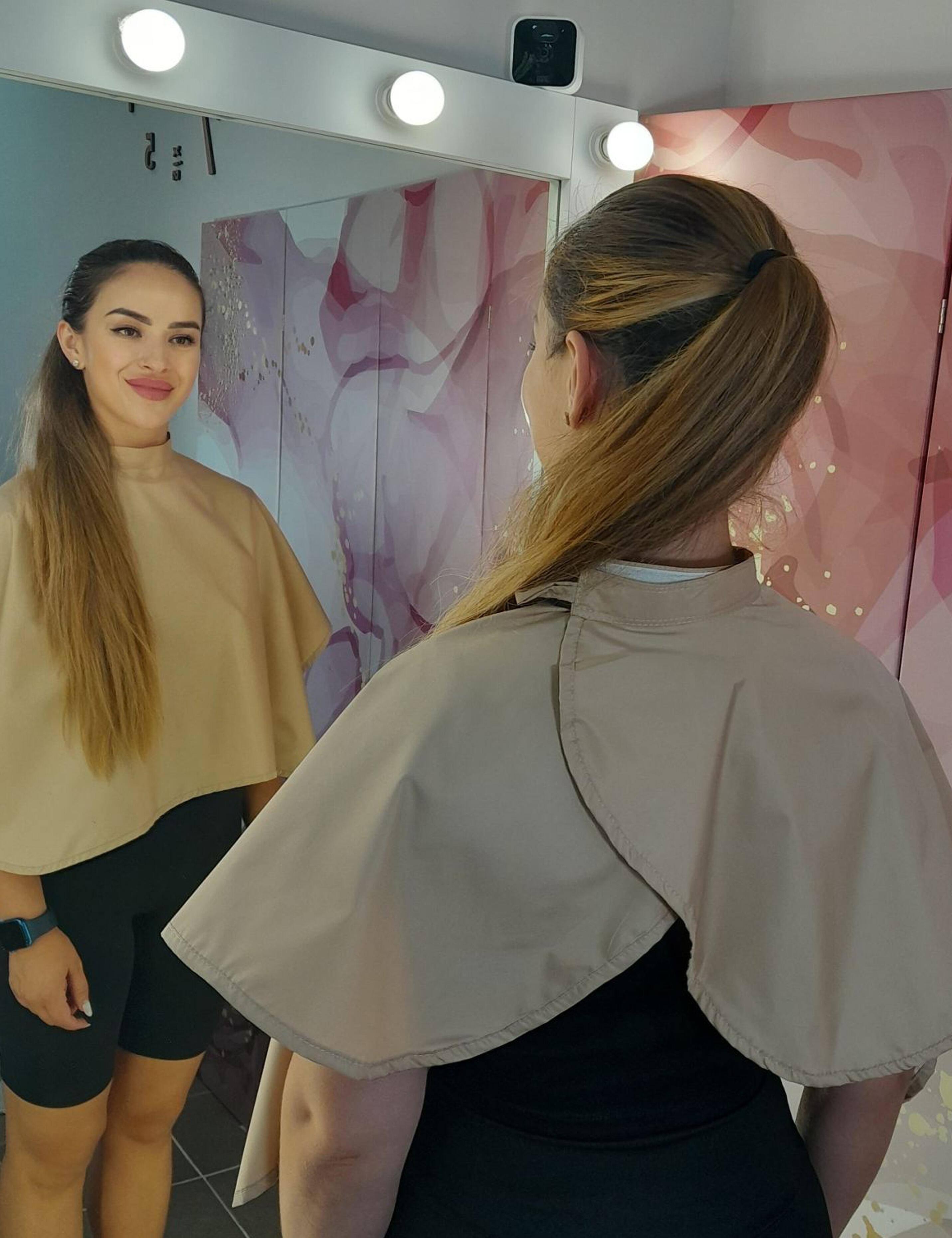 Custom make up cape Cappuccino