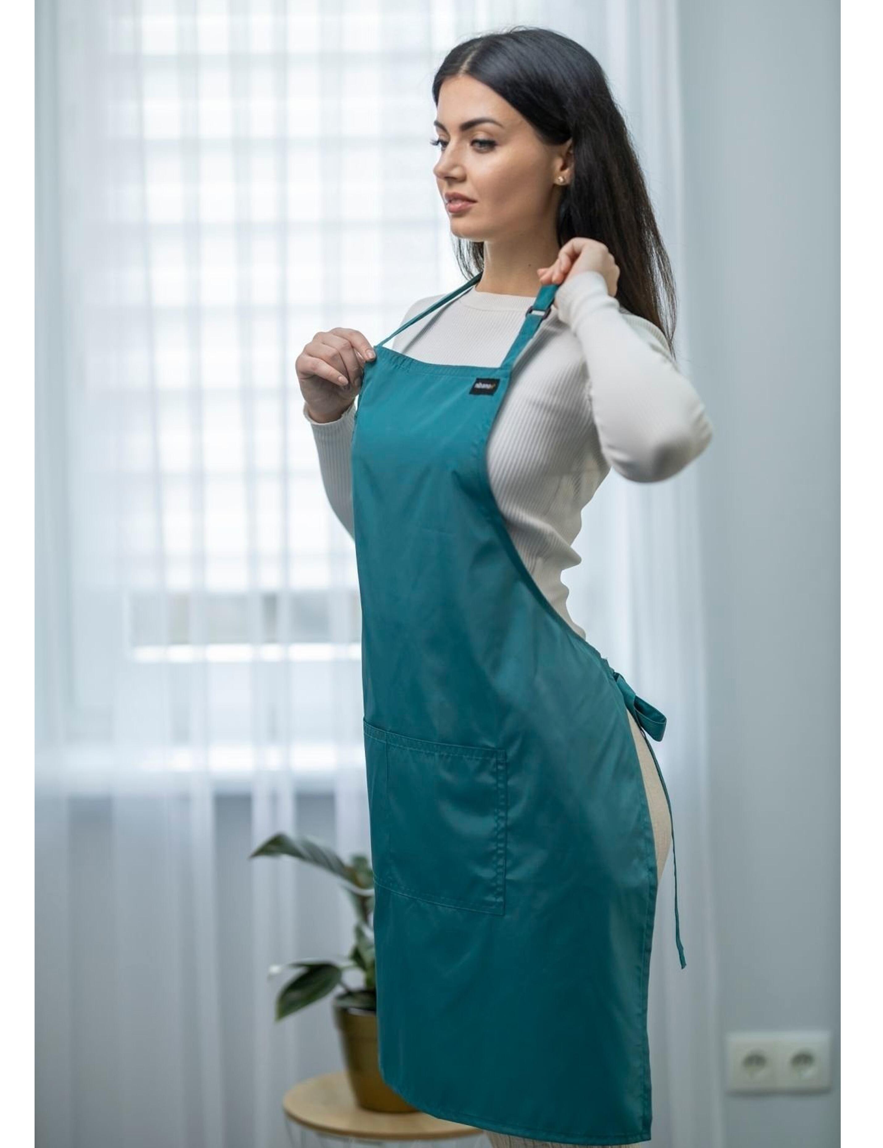 Teal salon apron with waterproof fabric