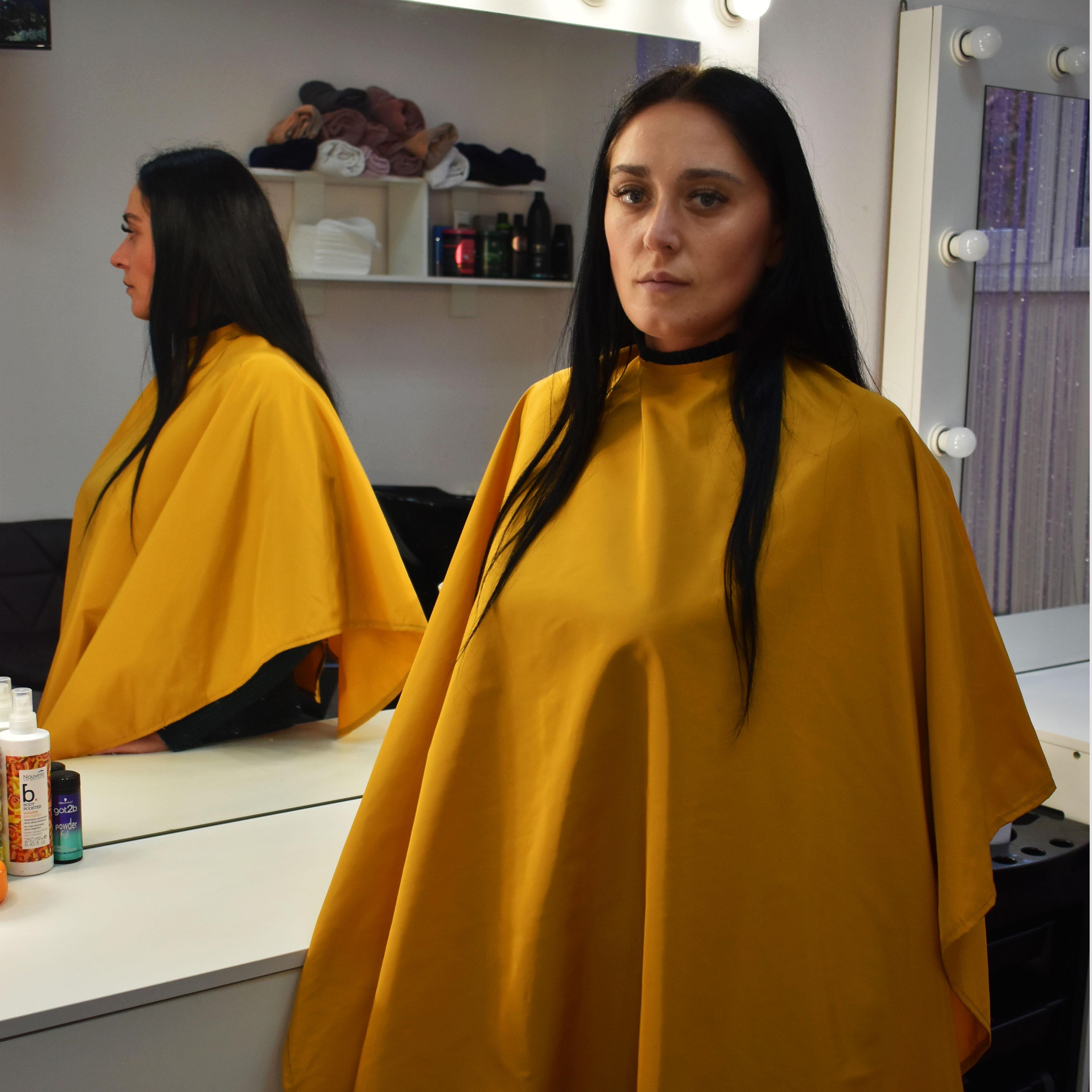 Hairdressing gown mustard