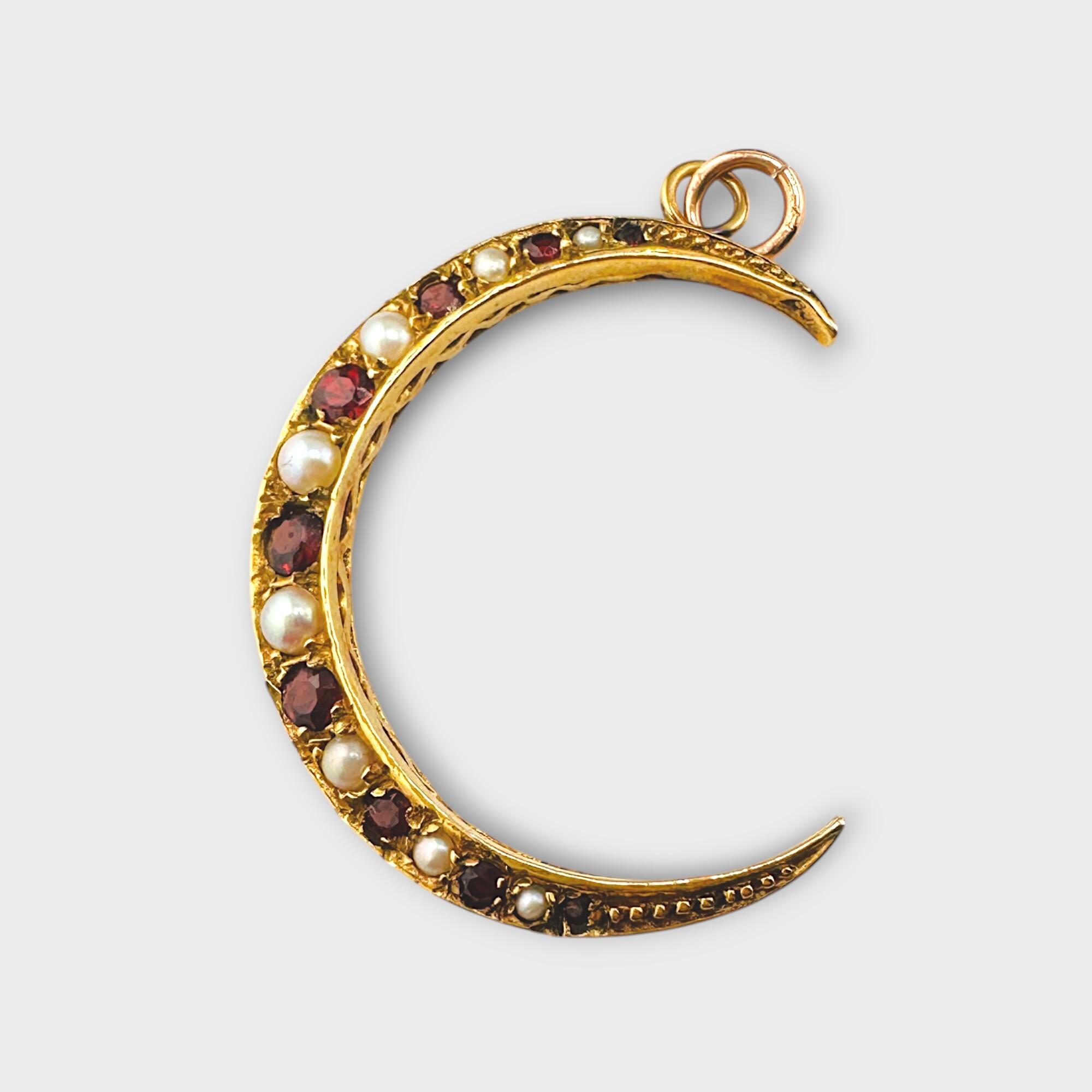 Edwardian 9ct Gold Garnet & Pearl Crescent Moon Pendant with grey background