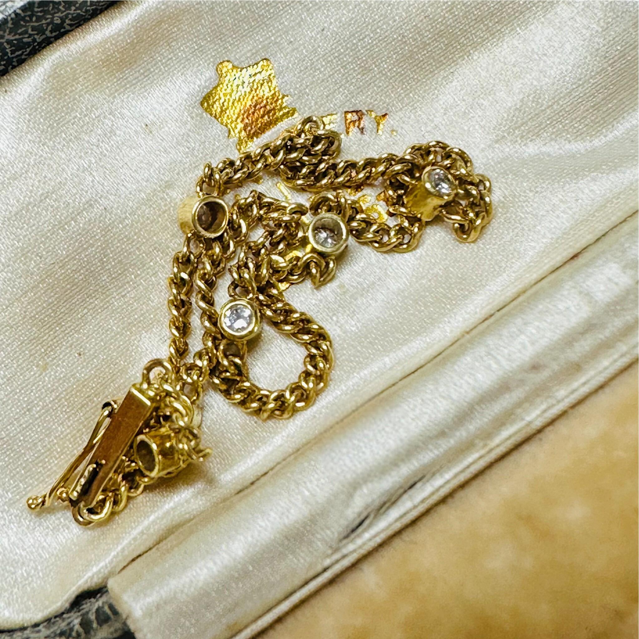 18ct Gold & Diamond Station Curb Link Bracelet – 7.5″ / 19cm, London 1978, displayed in antique box.