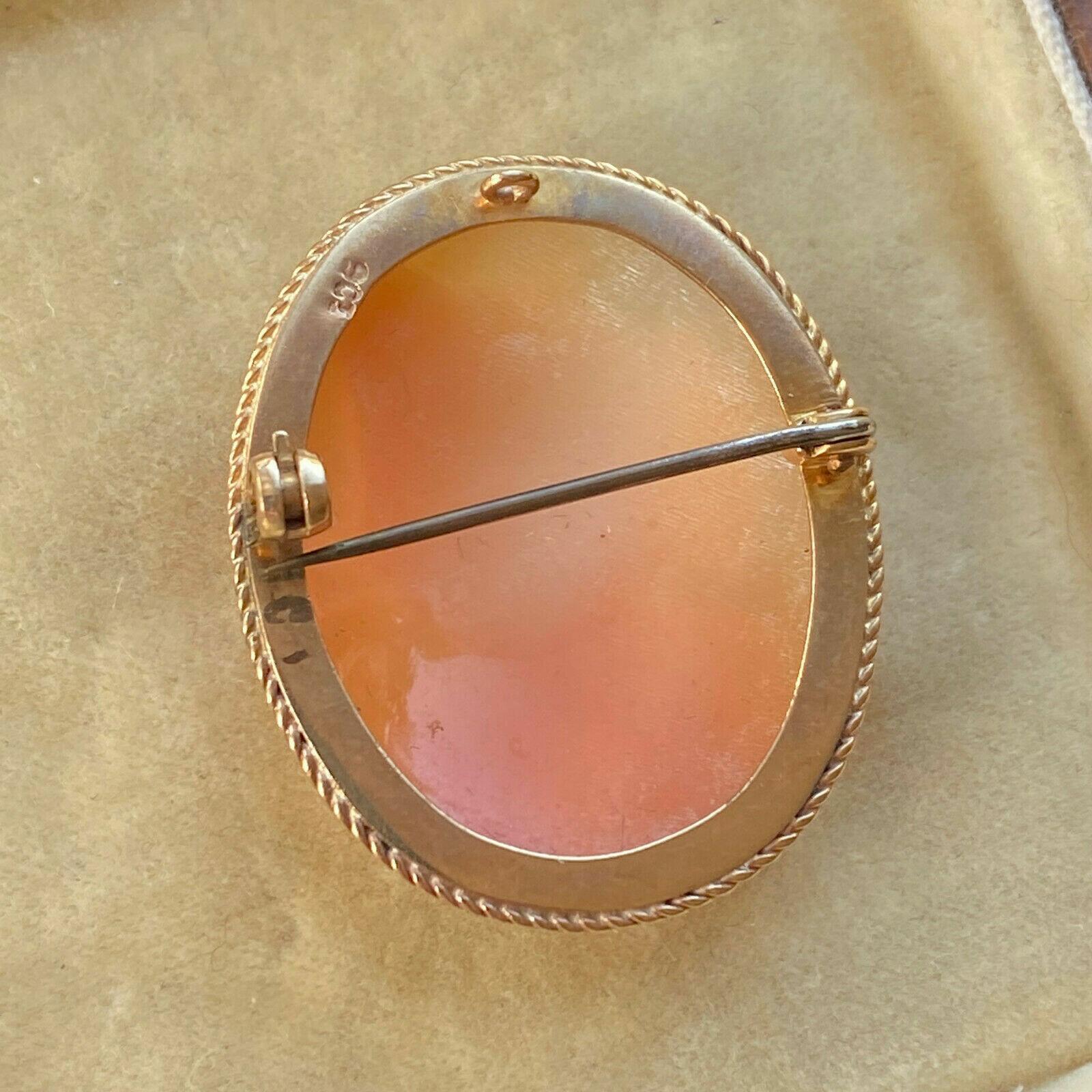 9ct Gold Portrait Cameo Brooch of Goddess Hera with Rope Design Edge, Polos Crown, Peacock Wagon, 6.3g, 28x33mm, Edwardian