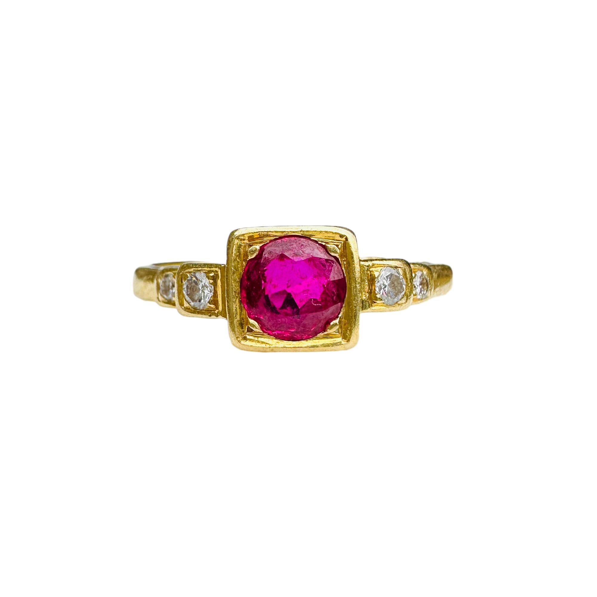 Art Deco style ring with central magenta ruby in square setting, diamond studded shoulders, polished band, 18ct gold, 1997 hallmark