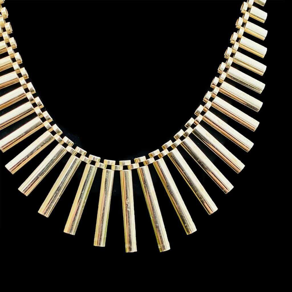 Stunning 9ct yellow gold fringe necklace, Cleopatra style, 16 inches, perfect for day and evening wear, 1972