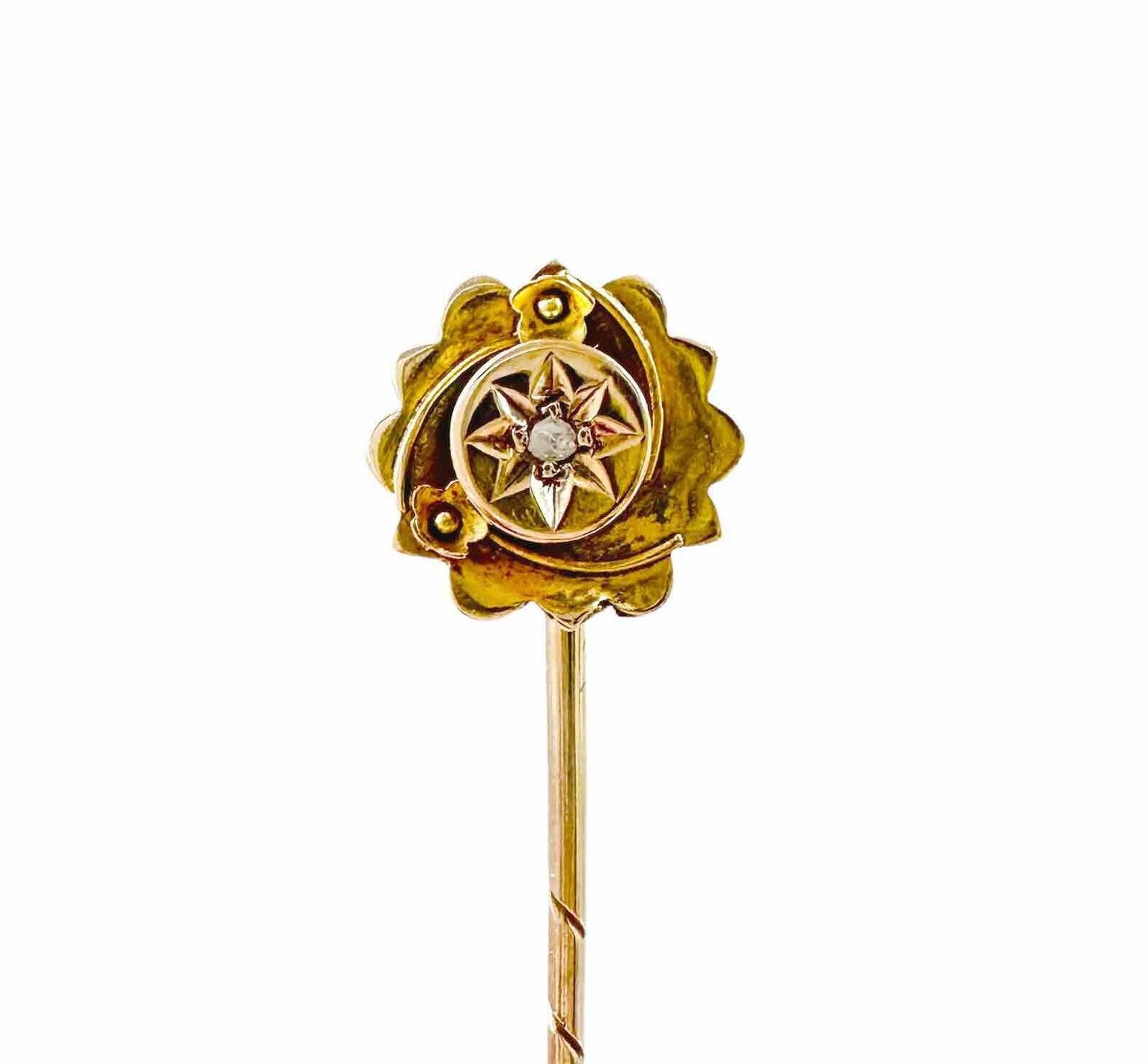 Late Victorian Etruscan revival stickpin with rose-cut diamond in star setting, gold wire, and flowers, 15ct gold, 9.5x49mm