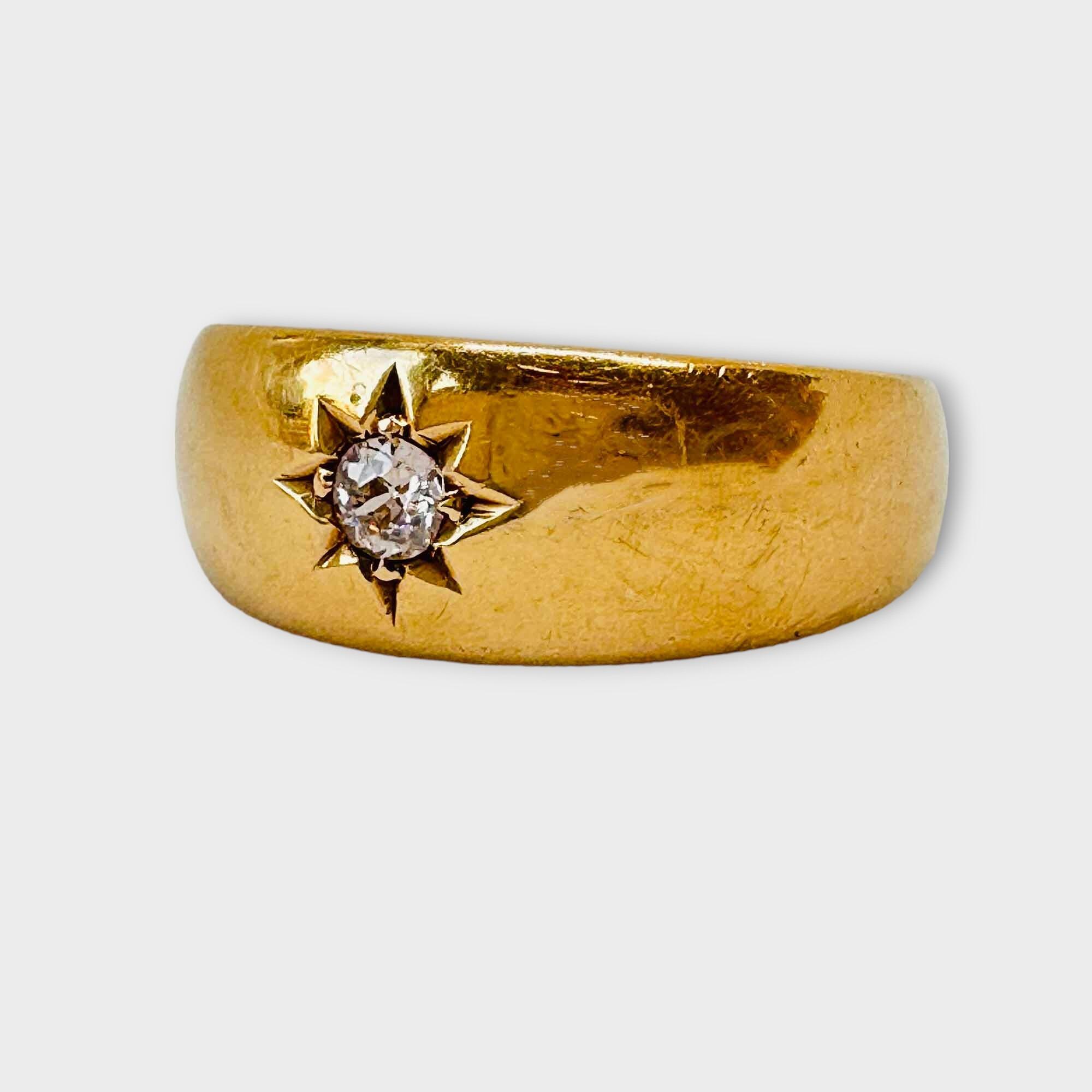 Antique gypsy ring with 2.8mm old-cut diamond in star setting, 18ct gold, Edwardian era, perfect for stacking or solo wear.