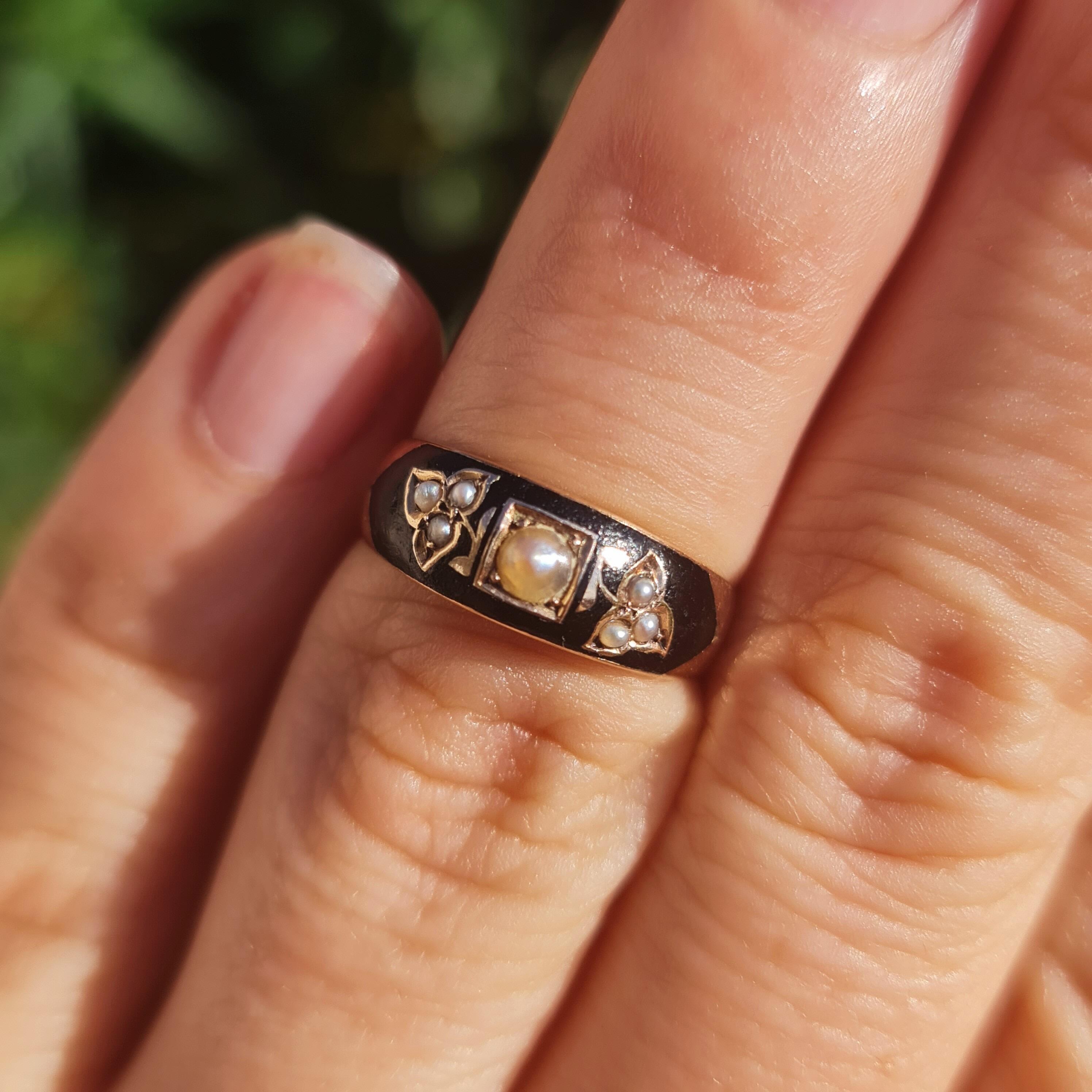 Edwardian black enamel and pearl mourning gypsy ring in 9ct gold and fully hallmarked