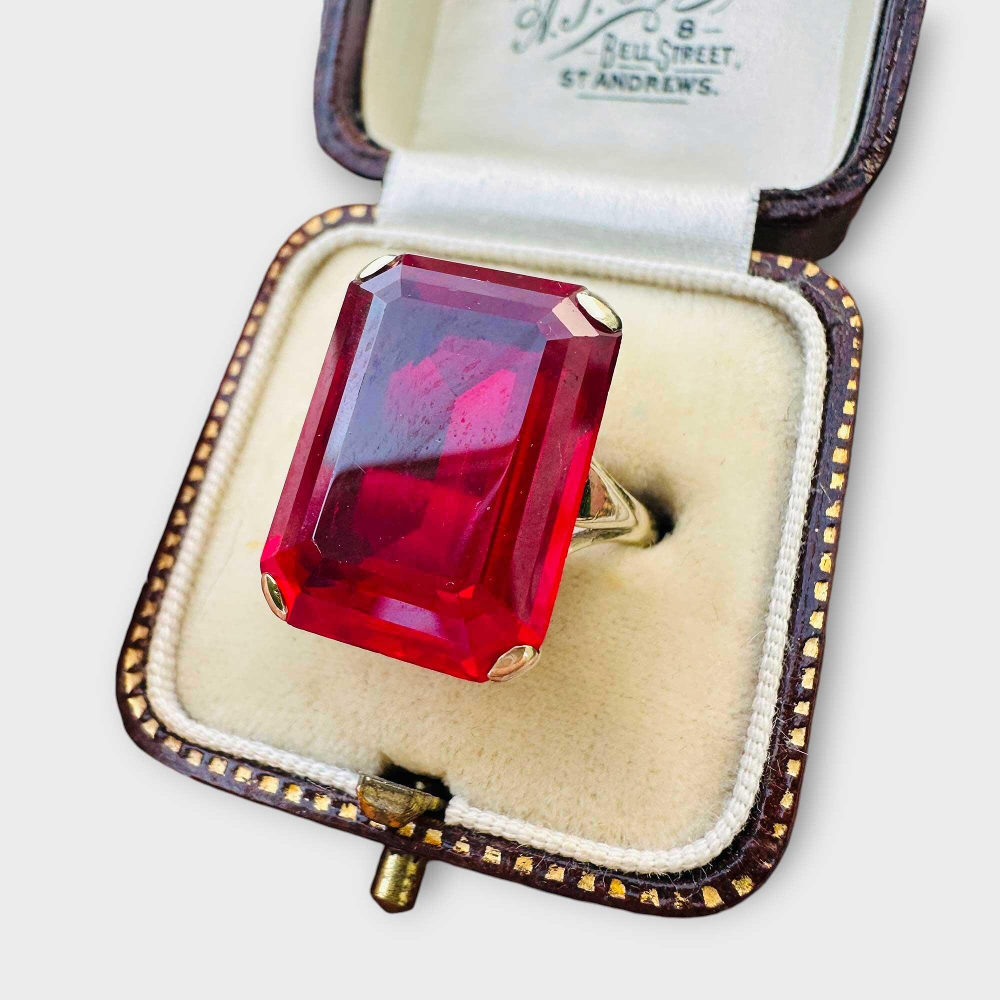 Mid Century Faceted Rectangular Emerald cut Red Glass Statement Ring in 9ct gold