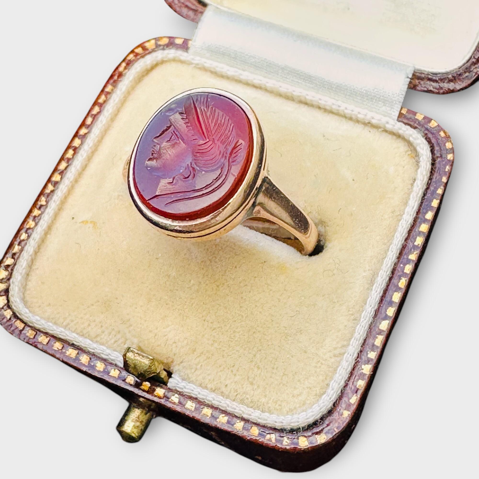 Victorian 15ct rose gold goddess Demeter carved intaglio carnelian signet ring