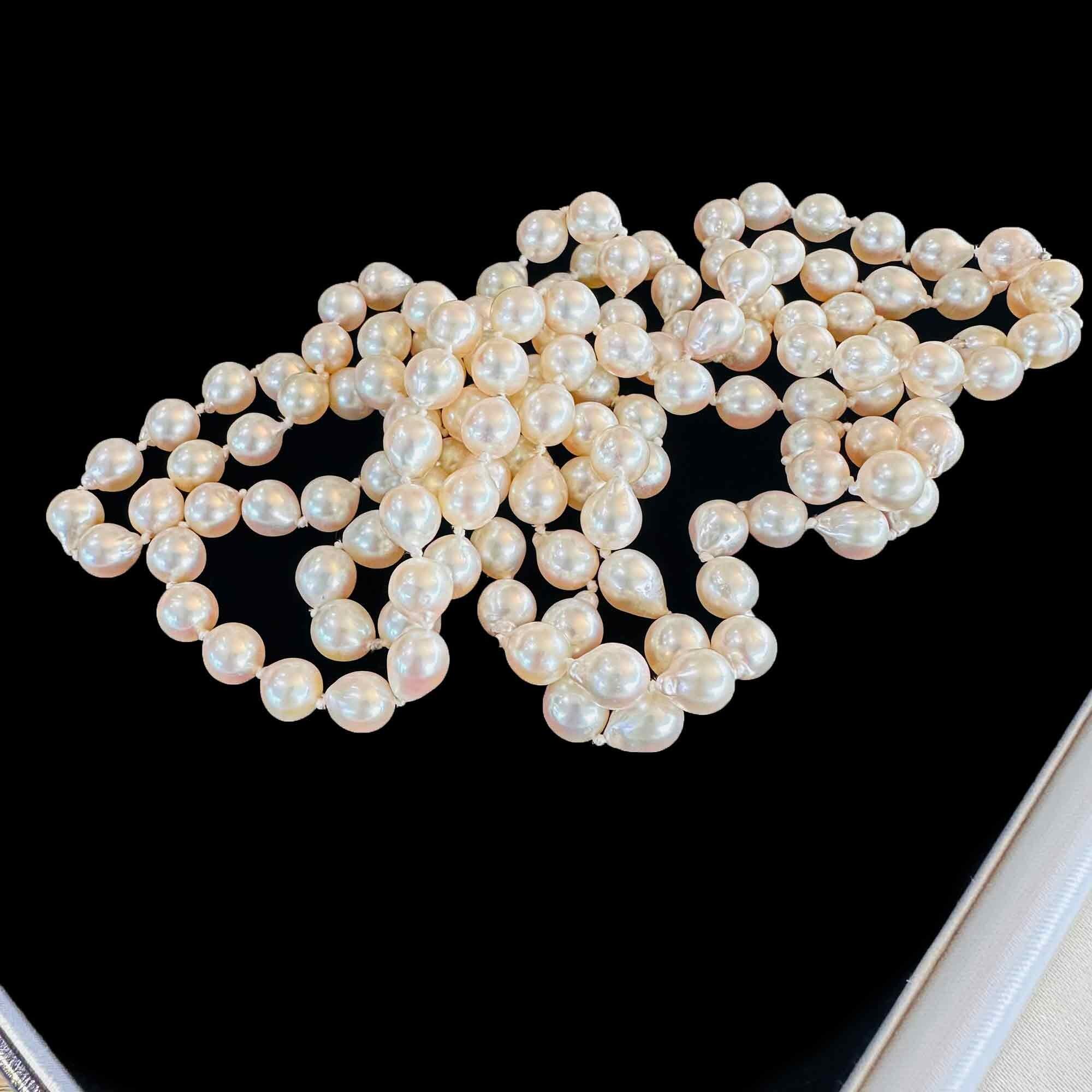 Modern cultured baroque pearl rope necklace